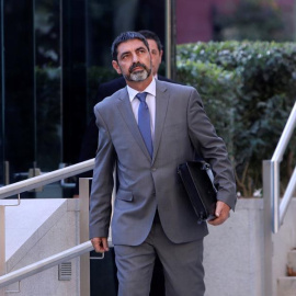 El mayor de los Mossos d'Esquadra, Josep Lluis Trapero, sale de la Audiencia tras prestar declaración como investigado por sedición ante la Fiscalía de la Audiencia Nacional. /EFE