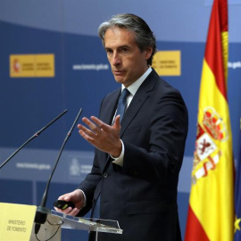 El ministro de Fomento, Íñigo de la Serna, ha presentado hoy, en la sede del ministerio, los presupuestos del grupo de Fomento para el año 2018. EFE/J.J. Guillen