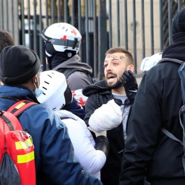 Chaleco amarillo herido grave en París. REUTERS/Gonzalo Fuentes