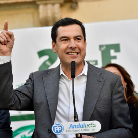 22/02/2019.- El presidente de la Junta de Andalucía, Juanma Moreno, ha defendido hoy, durante su intervención en un acto con motivo del 28-F en Almería, que no sólo "no va a haber ni un paso atrás en la garantía de los derechos de los andal