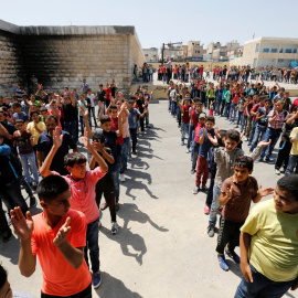 Una escuela de niños refugiados en Jordania, en su primer día de clases/REUTERS