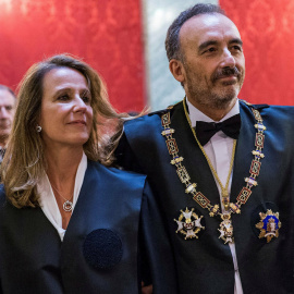 La jueza Carmen Lamela junto a Manuel Marchena.   RODRIGO JIMÉNEZ/EFE
