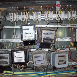 Contadores de la luz manipulados. E.P.