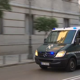 Imagen de archivo de una furgoneta de la Guardia Civil.