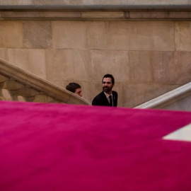 El president de la Cámara catalana, Roger Torrent, se dirige a la reunión de la Mesa. EFE