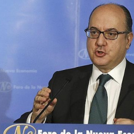 El presidente de la Asociación Española de Banca (AEB), José María Roldán, en un desayuno informativo.