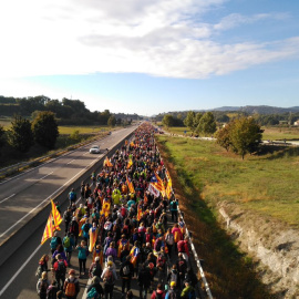 La Marxa per la Llibertat que ha sortit de Vic passant per la C-17. NÚRIA FARRÉS.