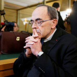 El cardenal Philippe Barbarin en el tribunal de Lyon en enero. REUTERS/Emmanuel Foudrot