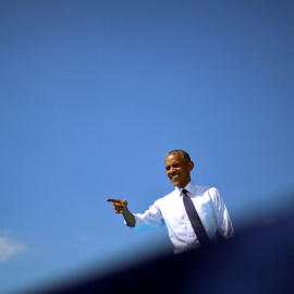 Barack Obama, durante un acto electoral en Philadelphia. / CARLOS BARRIA (REUTERS)