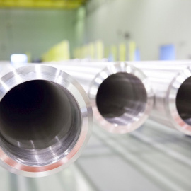 Tubos de acero en una planta de Tubos Reunidos. E.P.