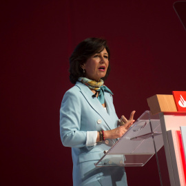 intervención en la Junta General Ordinaria de Accionistas 2018 celebrada en la capital cántabra. EFE/Pedro Puente Hoyos