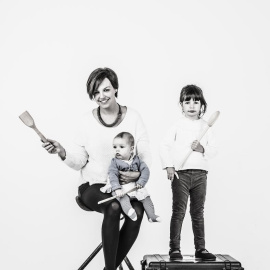 La periodista Cristina Villanueva es una de las figuras públicas que participan en éste calendario benéfico