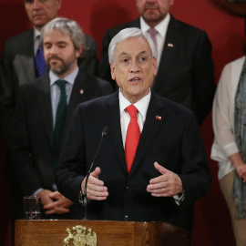 28/10/2019.- El presidente de Chile, Sebastián Piñera, da un discurso durante una ceremonia de cambio de gabinete. EFE/Elvis González