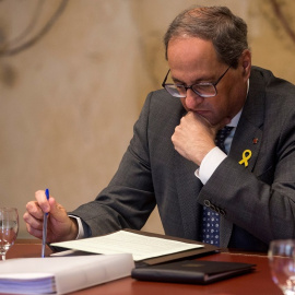 26/03/2019.- El presidente de la Generalitat, Quim Torra, durante la reunión semanal del gobierno catalán que se celebra en el Palau de la Generalitat. EFE / Quique García