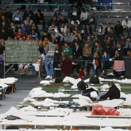 Refugiados en la ciudad alemana de Hanau el pasado jueves. REUTERS/Kai Pfaffenbach