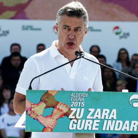 El lehendakari Iñigo Urkullu, durante su intervención en el Alderdi Eguna (Día del Partido) celebrado en la localidad Foronda y coincidiendo con las elecciones autonómicas catalanas, EFE/Adrián Ruiz del Hierro.