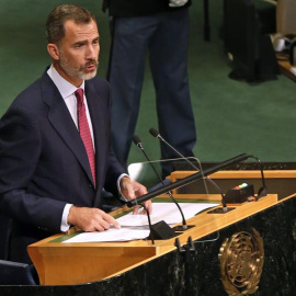 El Rey de España Felipe VI durante su intervención ante el plenario de la 71 edición de la Asamblea General de las Naciones Unidas en Nueva York. EFE/Sergio Barrenechea