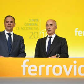El presidente de Ferrovial, Rafael del Pino, y su consejero delegado, Íñigo Meira. E.P.