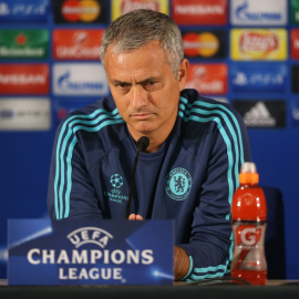 Jose Mourinho durante la rueda de prensa de ayer. /REUTERS