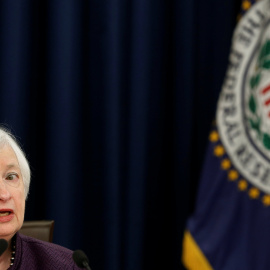 La presidenta de la Reserva Federal de EEUU, Janet Yellen, en la rueda de prensa tras la reunión del Comité de Mercado Abierto en el que se decidió nuevamente mantener los tipos de interés. REUTERS/Gary Cameron