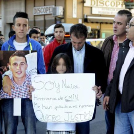amiliares de Emin y Pisly reclaman que se aclaren sus muertes, en una concentración en Melilla/EFE