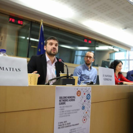 El candidato a la alcaldía de Alcorcón, Jesús Santos, y Marisa Matías, del Bloco de Esquerda.