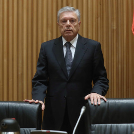 El expresidente de Caja de Ahorros del Mediterráneo Modesto Crespo comparece en la comisión del Congreso que investiga la crisis financiera y el rescate bancario. EFE/Kiko Huesca