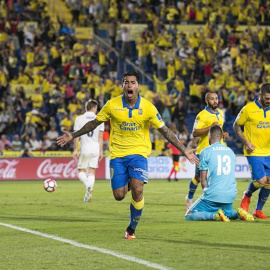Sergio Araújo celebrando su gol ante el Real Madrid. /EFE