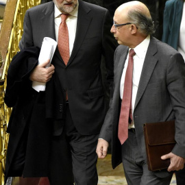 Rajoy y Montoro en el Congreso hace unos días. EFE/Fernando Villar