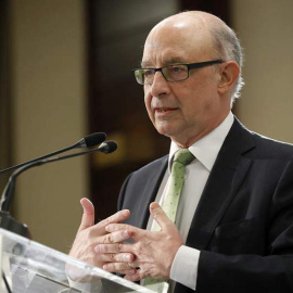 El ministro de Hacienda y Función Pública, Cristóbal Montoro, durante su intervención en un desayuno informativo organizado por El Economista, hoy en Madrid. (CHEMA MOYA | EFE)
