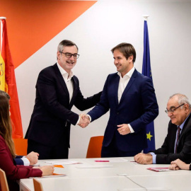 Villegas y Brown sellan el pacto entre Cs y UPYD. / Ciudadanos