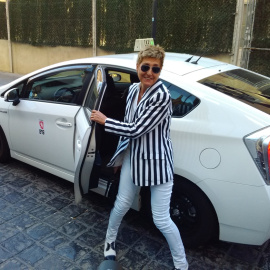 La exalcaldesa de La Muela Mariví Pinilla, esta mañana a su llegada a la Audiencia de Zaragoza para conocer el fallo de la operación Molinos. EDUARDO BAYONA