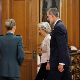  La presidenta de la Comisión Europea, Ursula Von Der Leyen, y el Rey Felipe VI, después de su encuentro, en el Palacio de la Zarzuela, a 29 de junio de 2022, en Madrid (España)..- EUROPA PRESS