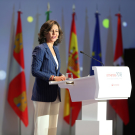 La presidenta del Banco Santander, Ana Patricia Botín, durante su intervención en la inauguración del IV Encuentro Internacional de Rectores Universia, en Salamanca. EFE/ J.M.GARCIA
