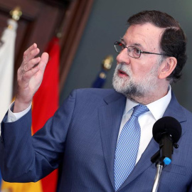 Mariano Rajoy el pasado viernes durante su intervención, tras firmar con el presidente de Nueva Canarias el acuerdo para apoyar los Presupuestos 2018/EFE