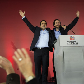 Alexis Tsipras y Pablo Iglesias en el mitin de cierre de campaña de Syriza.