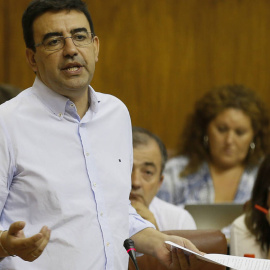 El portavoz del PSOE en el Parlamento andaluz, Mario Jiménez, en una imagen de archivo. EFE