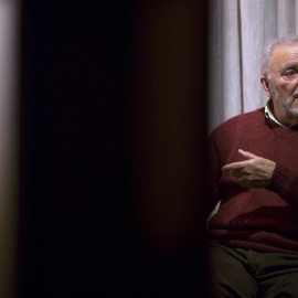 El ex coordinador general de IU Julio Anguita durante la entrevista mantenida con EFE. EFE/Rafa Alcaide