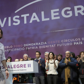 El líder de Podemos, Pablo Iglesias, en el escenario tras la proclamación de los resultados de las votaciones  de la Asamblea Ciudadana Estatal de Vistalegre II. EFE/Ballesteros