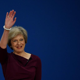 Theresa May visita a Mariano Rajoy en su primera visita oficial a España. /  EFE