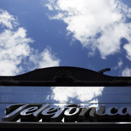 Detalle de la sede de Telefónica en la Gran Vía madrileña. REUTERS