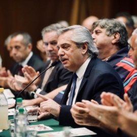 17/12/2019.- El presidente argentino Alberto Fernández mientras habla en el lanzamiento del "Plan Estratégico Automotor 2030", en Buenos Aires, / EFE - PRESIDENCIA DE ARGENTINA