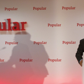 El presidente del Banco Popular, Ángel Ron, en la presentación de resultados de la entidad en 2014. REUTERS/Sergio Perez