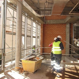 Vivienda en construcción. E.P.