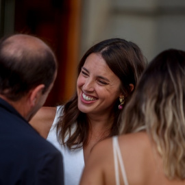 
La ministra de Igualdad, Irene Montero, a su llegada al Congreso de los Diputados para la aprobación de la ley del 'solo sí es sí'. — Ricardo Rubio / EUROPA PRESS
