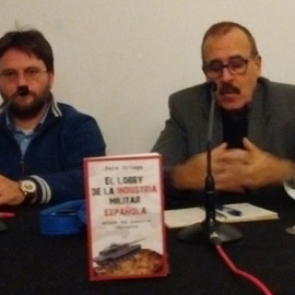 El  profesor de Derecho Eduardo Melero presentó el libro del investigador Pere Ortega.