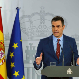 12/01/2020.- El presidente del Gobierno, Pedro Sánchez, en una comparecencia en el Palacio de la Moncloa, ha garantizado el "firme propósito de unidad" de su Ejecutivo de coalición entre el PSOE y Unidas Podemos que "tendrá varias voces, pe