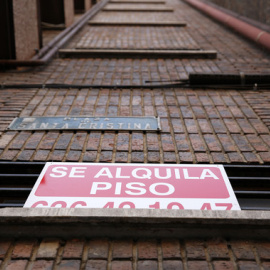 Los españoles se pasan al alquiler