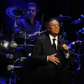 Julio Iglesias durante un concierto. /EFE