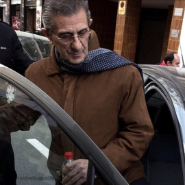 El padre Román, único acusado en el caso de los abusos sexuales a un menor en Granada. EFE/Miguel Ángel Molina